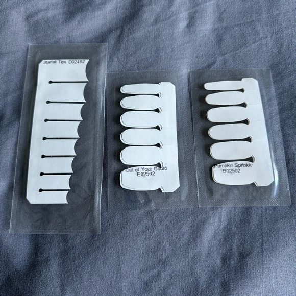 Color Street: Drop Dead Gorgeous | Halloween Mixed Mani Kit Orange Black Pumpkin - Picture 4 of 12